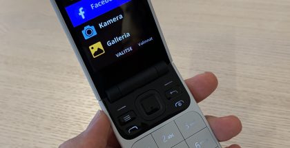 Nokia 2720 Flipistä on pyritty tekemään helppokäyttöinen. Simpukkapuhelimeen vastaaminen on yksinkertaista kannen avaamalla, minkä lisäksi myös näppäimet ja haluttaessa myös näytön tekstit ovat suurikokoisia.