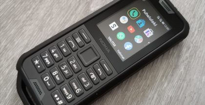 KaiOS onPitkä toiminta-aika on Nokia 800 Toughin valttikortteja.peruspuhelinten älykäs käyttöjärjestelmä. Mukana on myös tuttuakin tutumpi matopeli.
