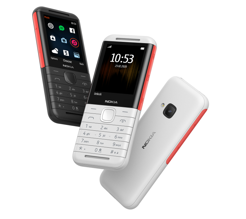 Nokia 5310 kahtena eri värinä.