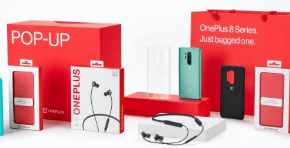 OnePlus 8 Pron pop-up-myyntipakkauksen sisältö.