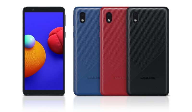 Samsung Galaxy A01 Core eri väreissä.