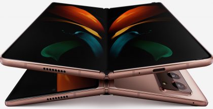Samsung Galaxy Z Fold2, Mystic Bronze -värissä. Sekä sisä- että kansinäytön pitäisi kasvaa kokoa edeltäjään verrattuna. Kuva: Evan Blass / evleaks.
