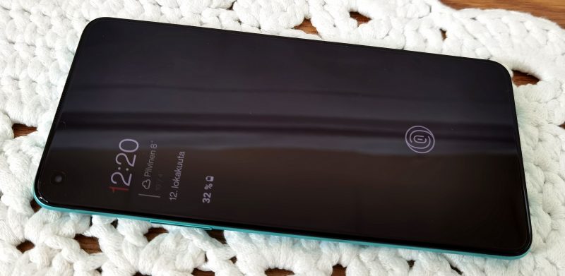 Vilkaisunäyttö tunnetaan OnePlus 8T:llä nimellä Ympäristönäyttö.