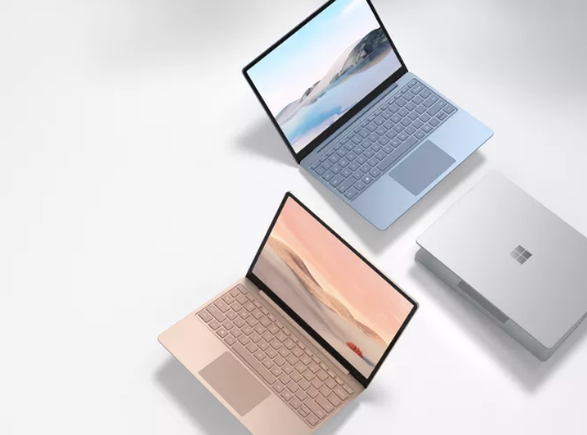 Microsoft Surface Laptop Gon värivaihtoehdot. Suomessa saatavilla platinaväri.