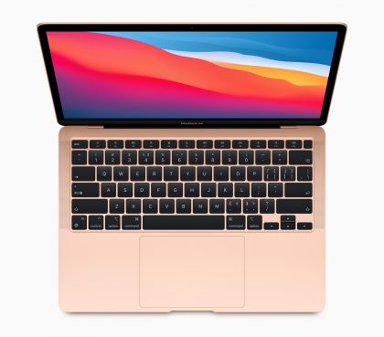 Uuden MacBook Airin ulkoinen design on säilynyt käytännössä ennallaan, mutta sisällä on Applen suunnittelema M1-piiri.