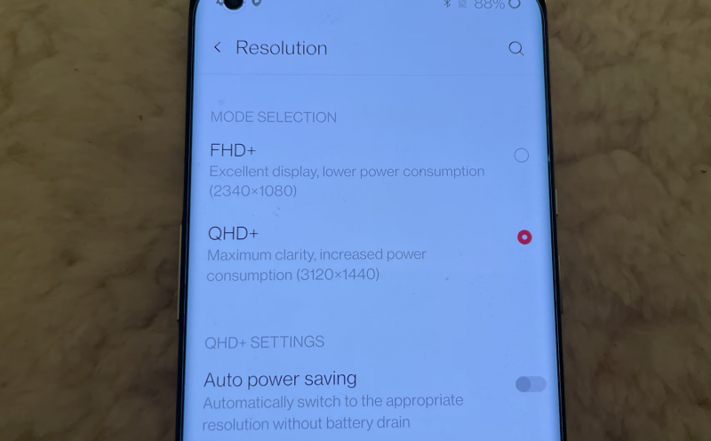 OnePlus 9 Pron näytön tarkkuus saattaa olla 3120x1440 pikseliä.