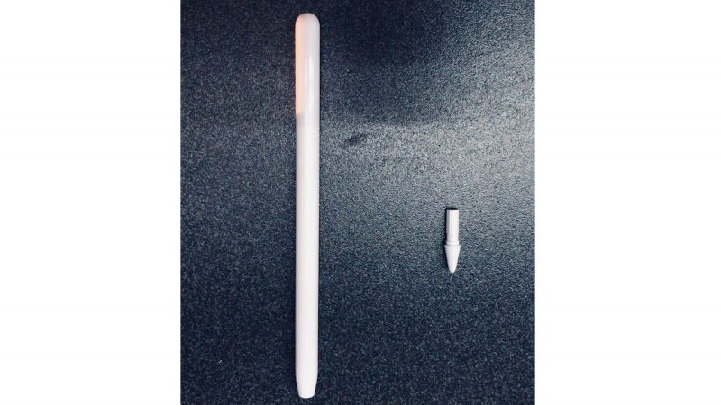 Väitetty uusi 3. sukupolven Apple Pencil aiemmassa vuotokuvassa.
