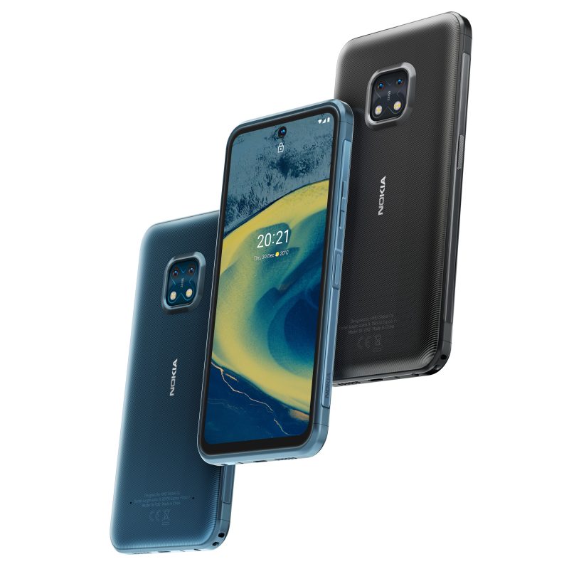 Nokia XR20:n kaksi värivaihtoehtoa, sininen ja graniitti.