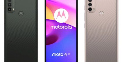 Motorola Moto E40 kahtena värivaihtoehtona.