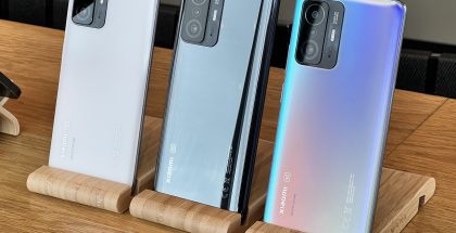 Kuvassa syksyllä 2021 lanseerattu Xiaomi 11T Pro eri väreissä.