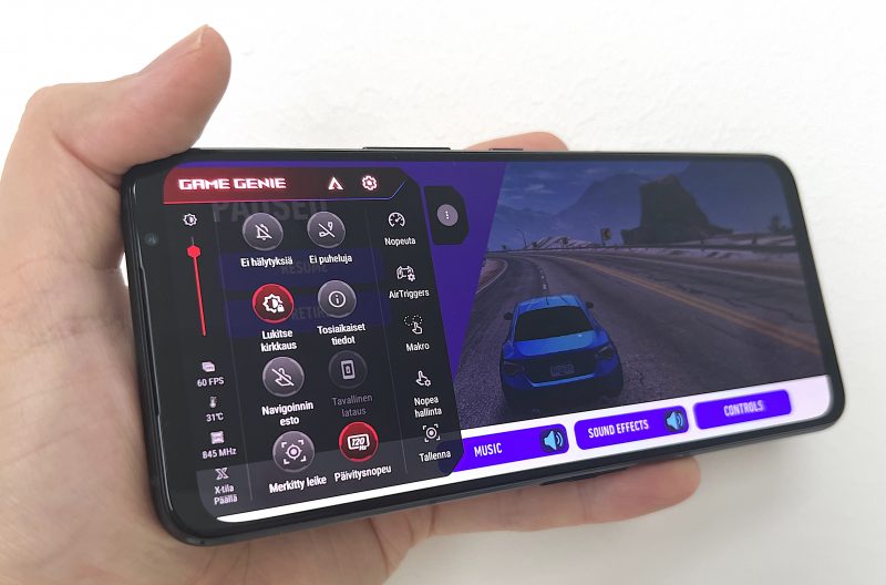 Game Genie -valikko ROG Phone 5s Prossa tarjoaa pelaamisen aikana helpon pääsyn eri asetuksiin ja toimintoihin.