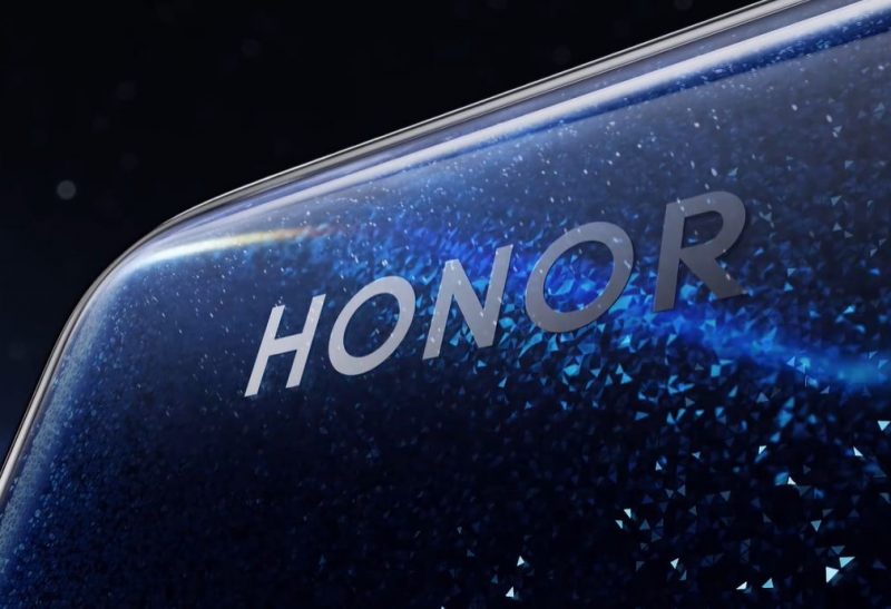 Honorin ennakkovideo vihjaa tähtitaivaan kaltaisesesta värivaihtoehdosta Honor 60 -sarjassa.