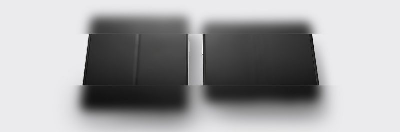 Oppon julkaisema vertailukuva auki taitetuista näytöistä - vasemmalla Samsung Galaxy Z Fold3 ja oikealla Oppo Find N.