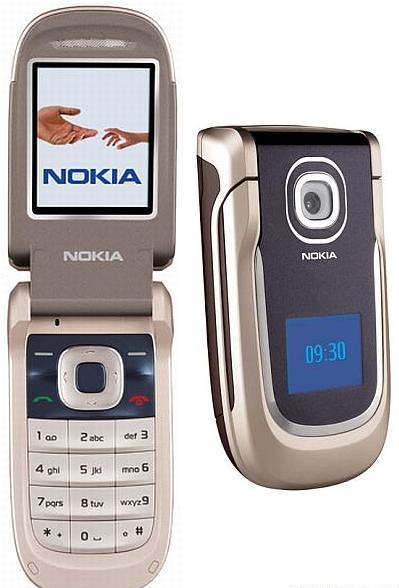 Alkuperäinen Nokia 2760 -puhelin vuodelta 2007.