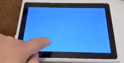 Nokian MeeGo-tablettilaite koodinimeltään Senna. Kuvankaappaus videolta.