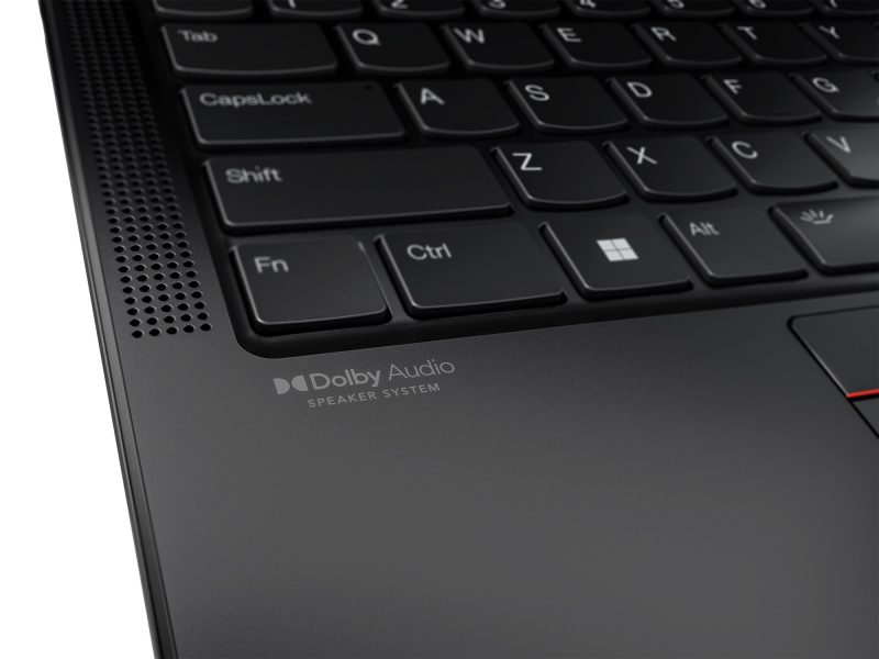 ThinkPad X13s:n äänentoisto kantaa Dolby Audio -brändäystä.