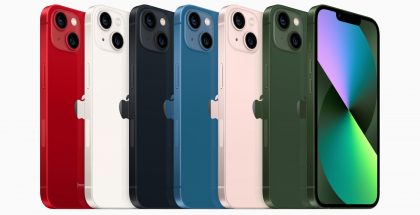 Kuvassa nykyinen iPhone 13 eri väreissä.