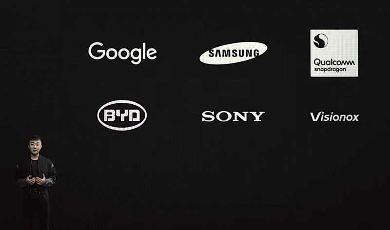 Nothingin kumppaneita ja komponenttitoimittajia ovat Googlen ja Qualcommin lisäksi myös Samsung, BYD, Sony ja Visionox.