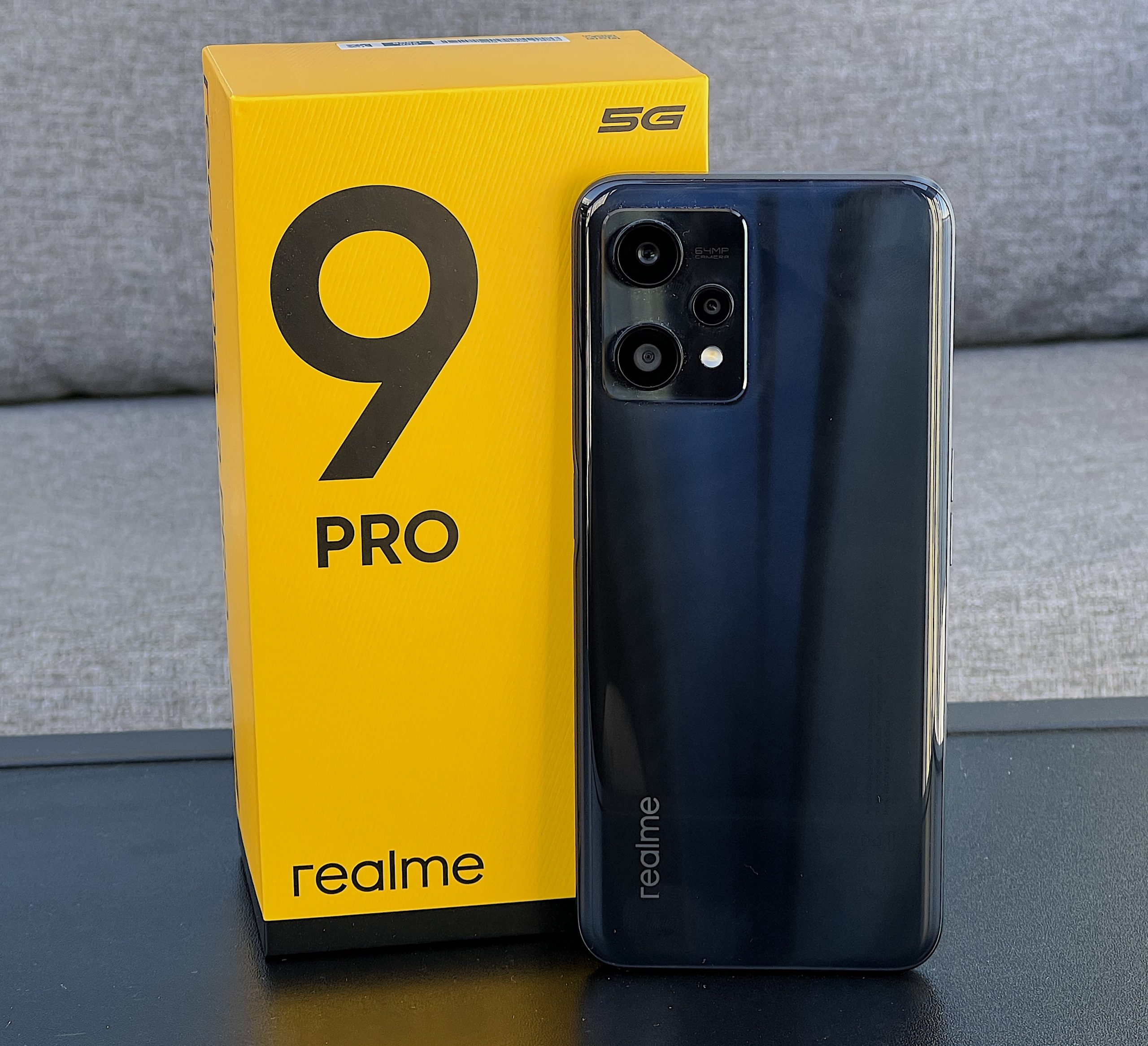 Realme 9 Pro.