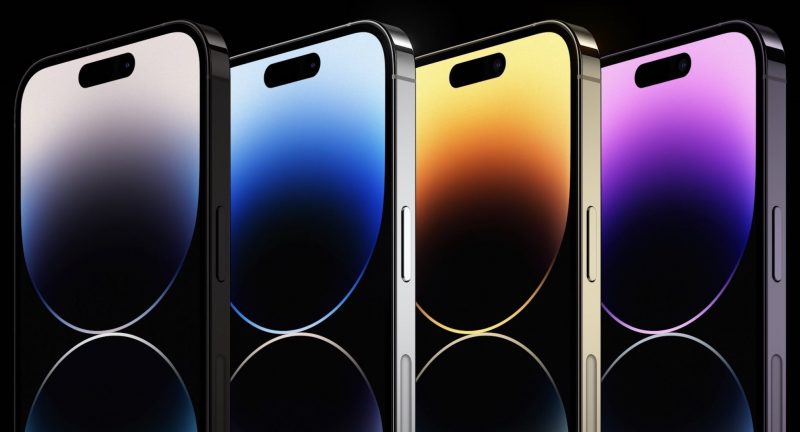 iPhone 14 Pro -puhelimet toivat uuden designin näytön yläreunaan. Apple on nimennyt reikäratkaisun Dynamic Islandiksi.