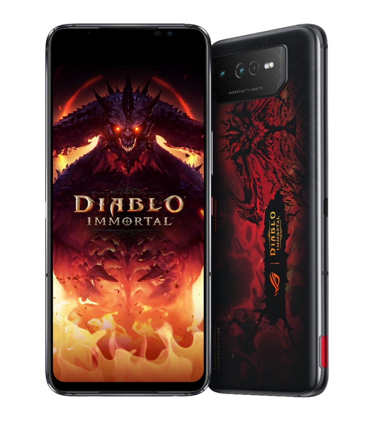 Asus ROG Phone 6 Diablo Immortal Edition edestä ja takaa, jossa erikoisversion sisältämät muutokset ovat merkittävät.