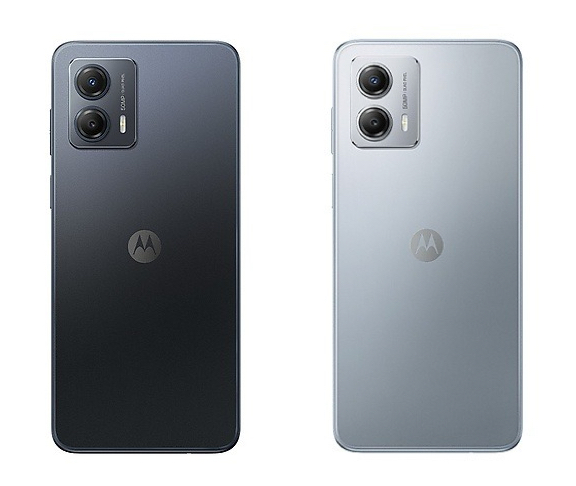 Motorola Moto G53:n kaksi värivaihtoehtoa.