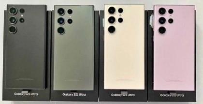 Samsung Galaxy S23 Ultra eri väreissä KM Cell Storen kuvassa.