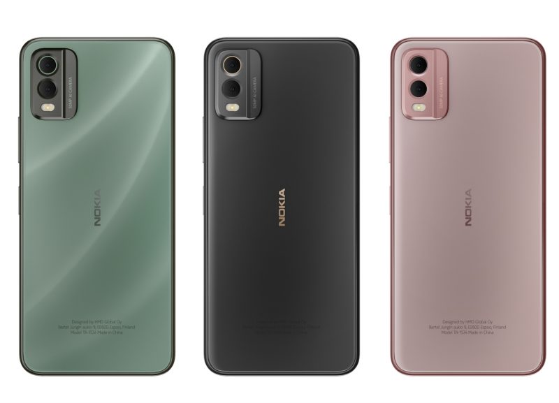 Nokia C32:n värivaihtoehdot.