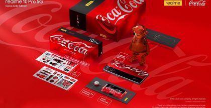 Realme 10 Pro 5G Coca-Cola Edition -myyntipakkauksen sisältö.
