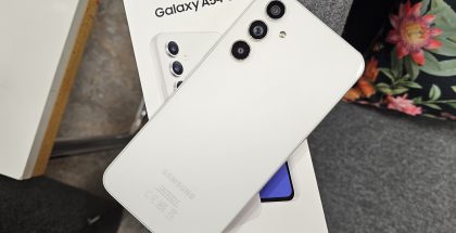 Samsungin Galaxy A54 5G oli suosittu syyskuussakin.