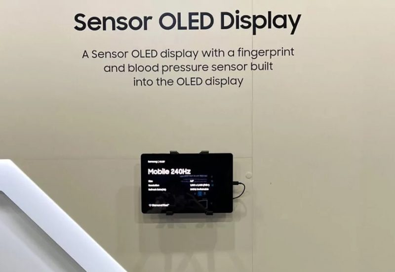 Samsung Displayn esittelemä Sensor OLED -näyttö.