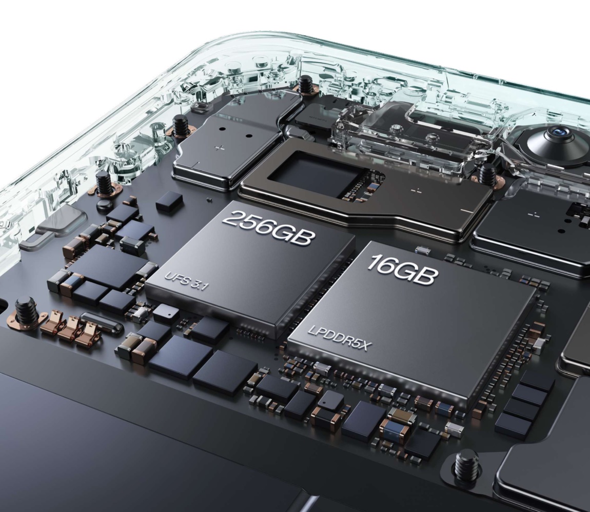 OnePlus Nord 3 5G:ssä on jopa 16 gigatavua korkean suorituskykyä LPDDR5X-tyypin RAM-käyttömuistia.
