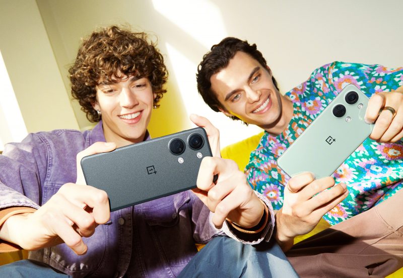 OnePlus Nord 3 5G on tarjolla kahtena värivaihtoehtona.