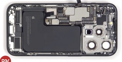 iPhone 15 Pro osin purettuna. Kuvankaappaus PBKreviews-videolta.