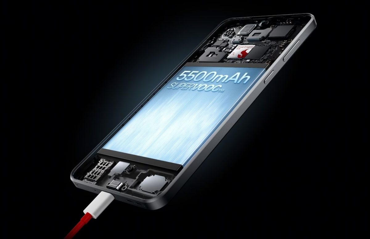 OnePlus Ace 3V:ssä on 5 500 milliampeeritunnin akku ja 100 watin pikalataus.