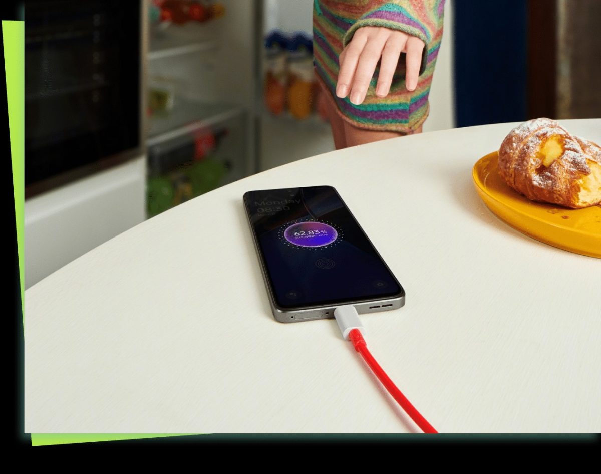OnePlus Nord CE4 tukee 100 watin SuperVOOC-pikalatausta.