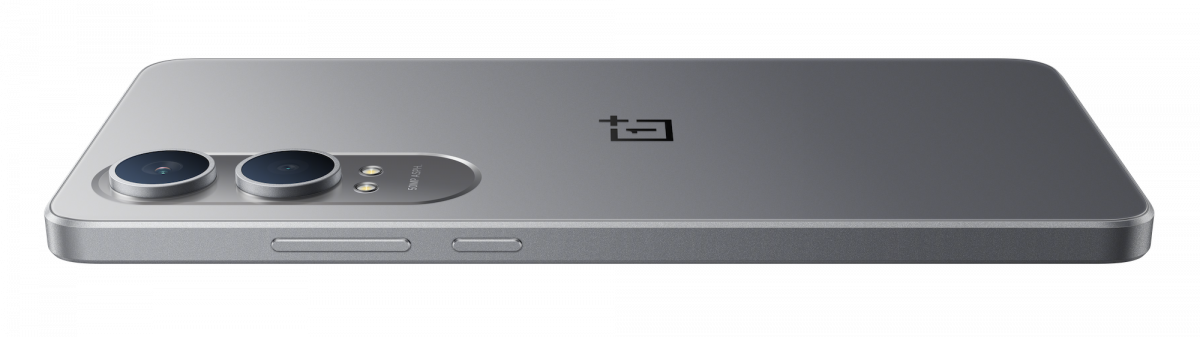 OnePlus Nord CE4 Lite 5G sivusta Super Silver -värivaihtoehtona.