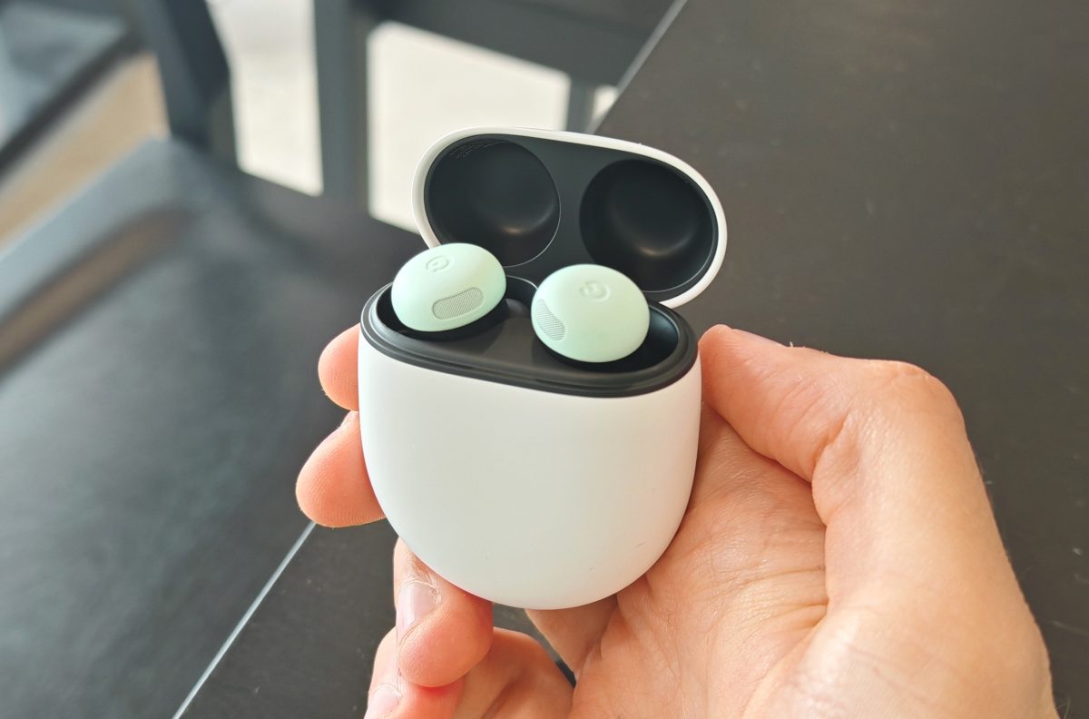 Google Pixel Buds Pro 2.