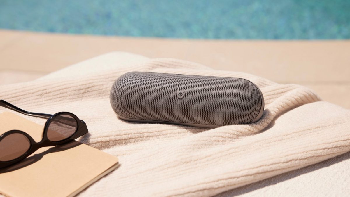 Beats Pill, Dark Gray.