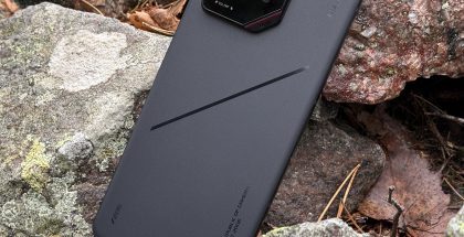 Asus oli viime ajat parhaimmin tunnettu ROG Phone -pelipuhelimistaan. Kuvassa ROG Phone 9 Pro.