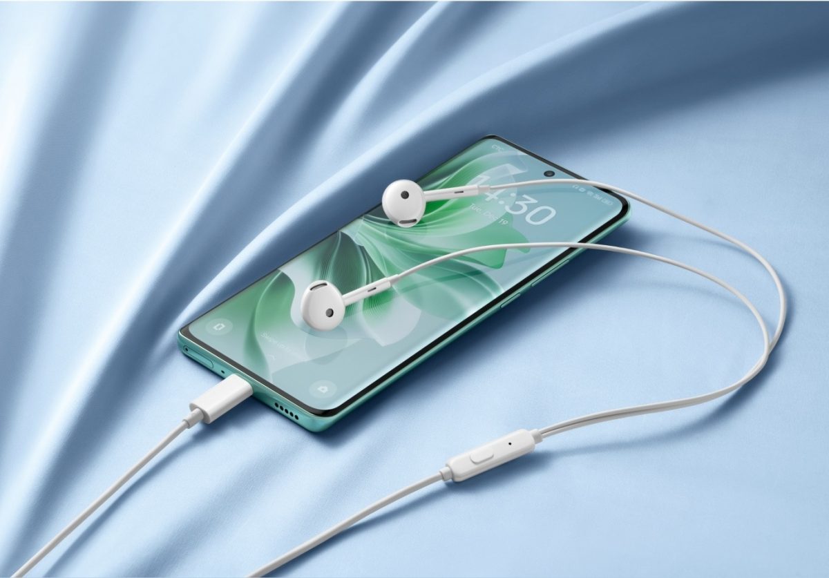 OnePlus Half In-Ear Wired Digital Type-C Earphones.