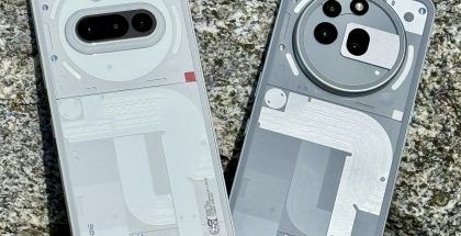 Phone (3a) ja Phone (3a) Pro jatkavat Nothingille ominaista tyyliä.