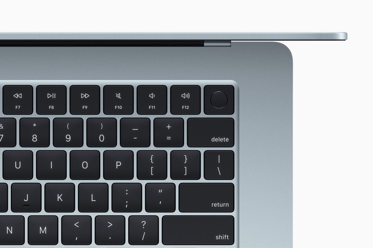 MacBook Air sisältää Touch ID -sormenjälkilukijan.