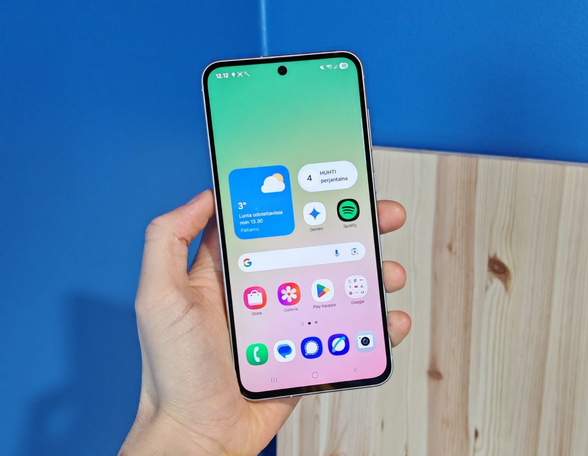 Kuvassa Samsung Galaxy A56 5G.