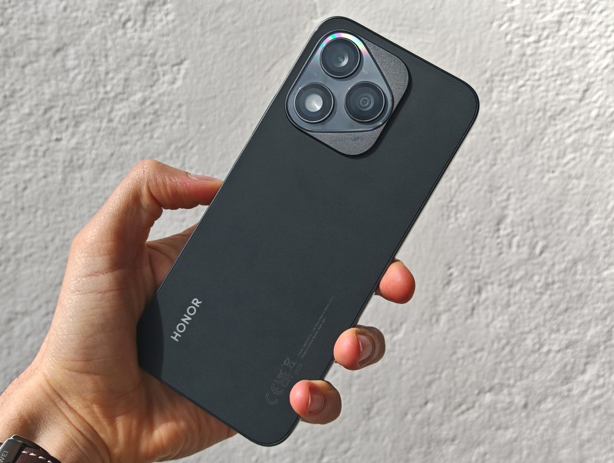 Muun muassa Honor 400 Lite on myynyt Suomessa vahvasti.