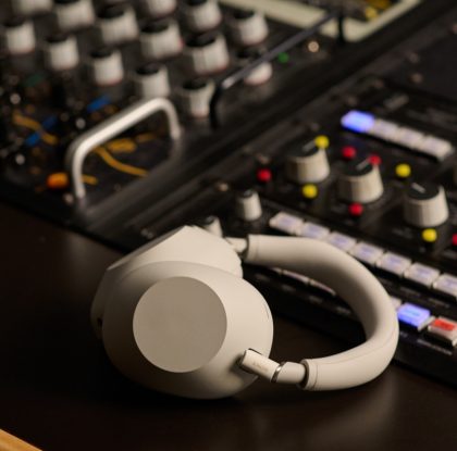 Sony julkisti huippuluokan WH-1000XM6 -vastamelukuulokkeet – jatkoa rakastetulle tuotesarjalle entistä paremmalla äänenlaadulla ja melunvaimennuksella
