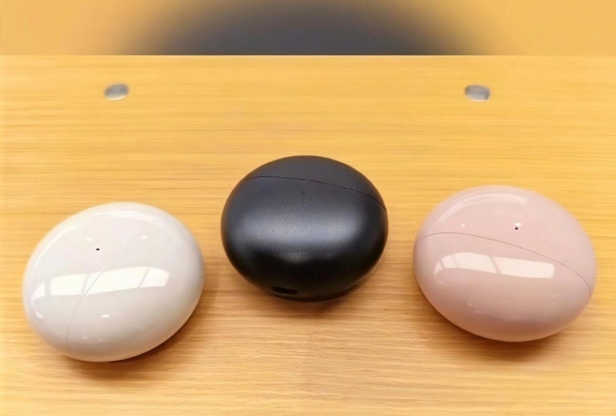 Huawei FreeBuds 7i -kotelo eri väreissä. MyplaceMyworld / X.