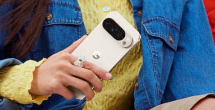 Kuvassa Google Pixel 10 Pro Porcelain-värissä.