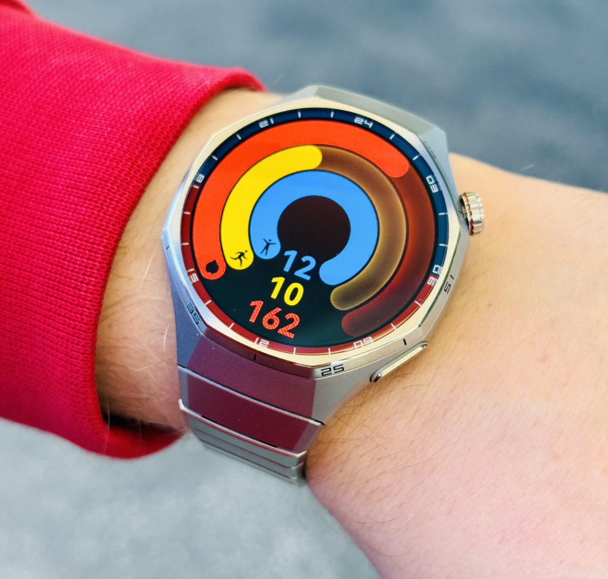 Aktiivisuusrenkaat ovat helposti seurattava osa päivittäistä aktiivisuuden seurantaa.