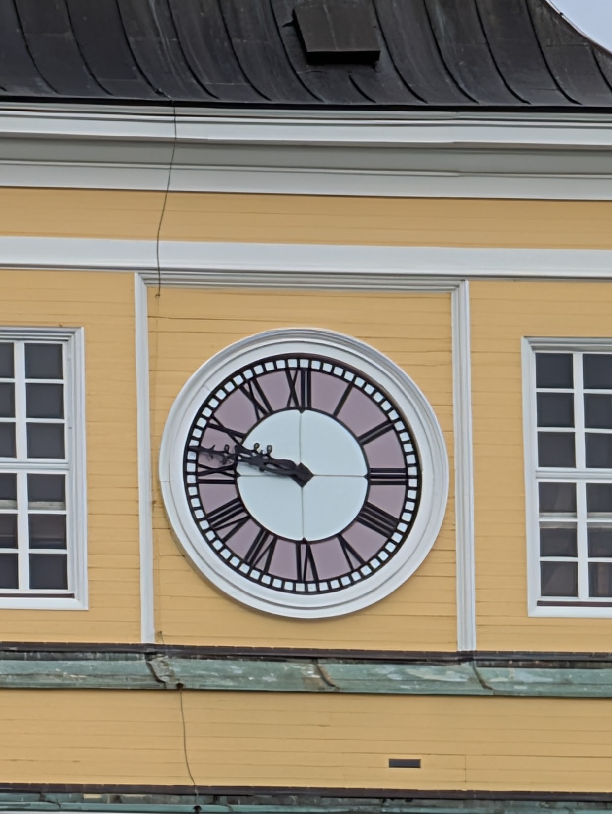 Telekamera, 30x digitaalinen zoom.